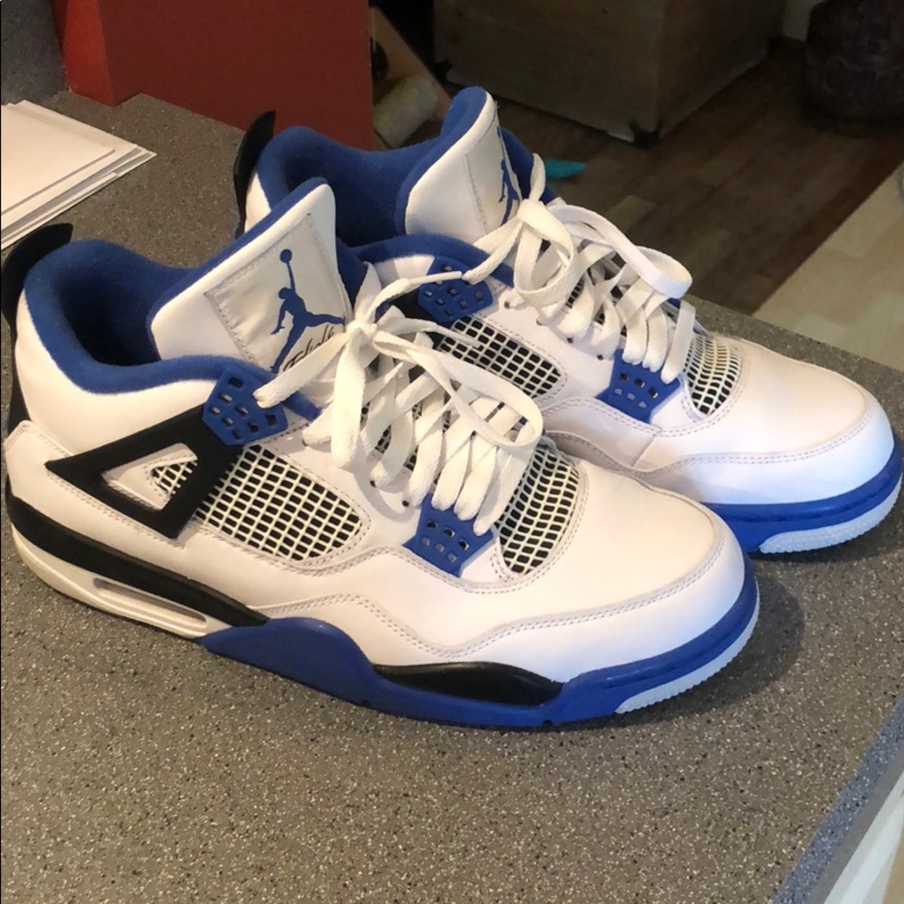 Jordan 4 motorsports